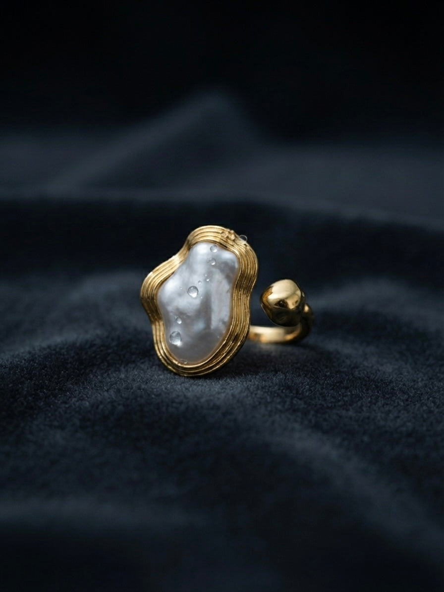 Opaline Glow Ring
