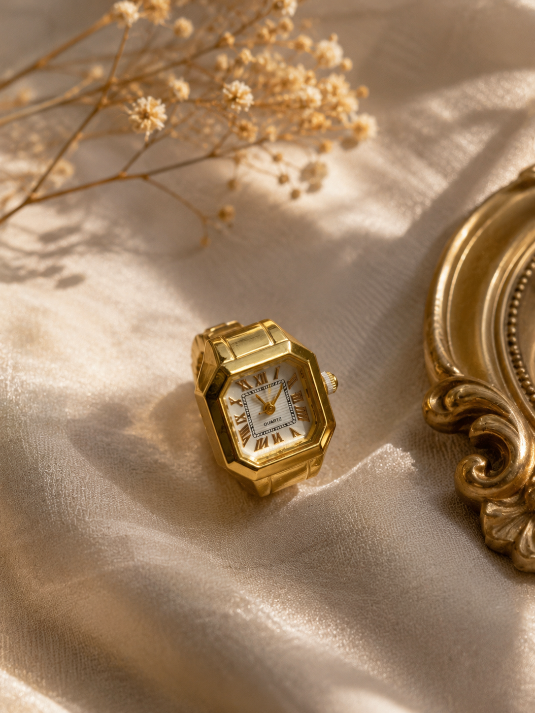 Ivory Royale Ring Watch