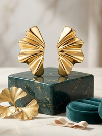 Mon Cheri Earrings